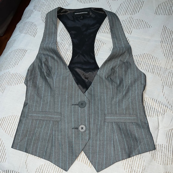 Express Tops - Express vest